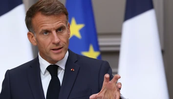 Francúzsko sa stalo cieľom hybridných útokov Ruska. Macron nariadil vláde pripraviť plán ochrany