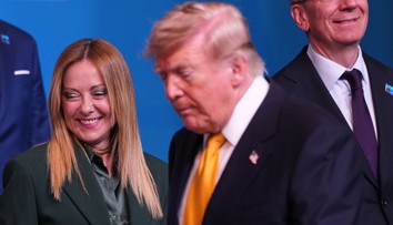 VIDEO: Keď Meloniová zbadala vedľa seba Trumpa, prišla veľavravná reakcia