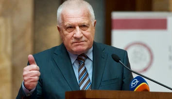 Český exprezident Klaus poprel pandémiu aj klimatické zmeny. Podľa neho sa komunizmus zrútil sám