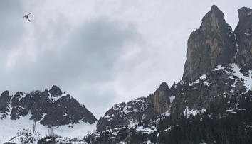 Zázrak v amerických horách. Horolezec prežil 60-metrový pád, jeho traja kamaráti zahynuli