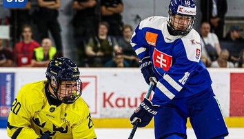 Hlinka Gretzky Cup: Slováci proti favoritovi turnaja nemali nárok. Švédom podľahli rozdielom triedy