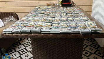 Na Ukrajine zadržali vedúcich dvoch náborových stredísk, ktorí prijímali úplatky