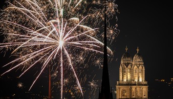 Úmrtia, požiare aj výtržníctvo. Státisíce ľudí vo svete vítalo rok 2026, niekde boli oslavy búrlivé