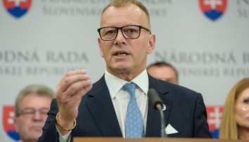 Boris Kollár: Ficova vláda je na uterák, Matoviča by som neizoloval. Teraz by som robil reformy, aj keby ma to malo zničiť (rozhovor)