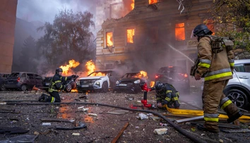Rusko opäť útočí raketami na Kyjev. V metropole sa ozývali výbuchy