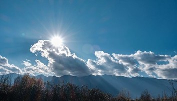 Nikdy sa nepozerajte priamo do Slnka. Slovenský chirurg vysvetľuje, prečo to nerobiť ani na pár sekúnd