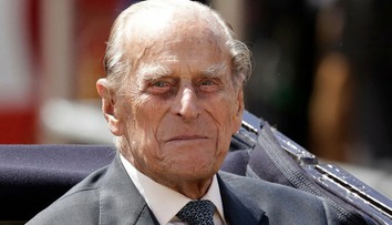 Manžel kráľovnej Alžbety II. skončil v londýnskej nemocnici