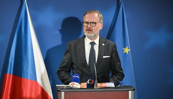 Pavel prijal demisiu Fialovej vlády. S výzvami sa podľa prezidenta popasovala dobre