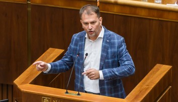 Vláda podľa Matoviča klamala o deficite. Tvrdila, že ho zníži, bude však vyšší