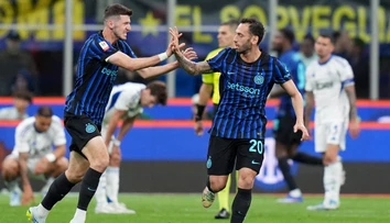 Inter ukončil ročník divokou remízou a môže si vychutnávať titul
