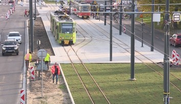 V Bratislave už jazdia električky aj do Karlovej Vsi. Tým sa však dopravné problémy nekončia