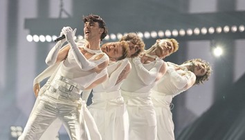 Eurovízia má svojich finalistov. Slovák, ktorý reprezentoval Česko, medzi nimi nie je