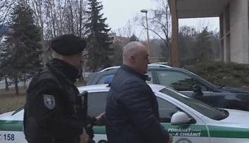 Slavomír sa na polícii sám prihlásil k starej mafiánskej vražde. Súd rozhodoval o jeho väzbe