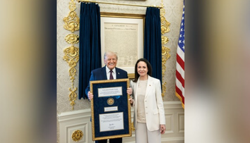 „Nádherné gesto vzájomnej úcty.“ Trump reaguje na darovanú Nobelovu cenu za mier