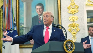 Donald Trump vážne zvažuje stiahnutie Spojených štátov z NATO. Podľa neho je to papierový tiger