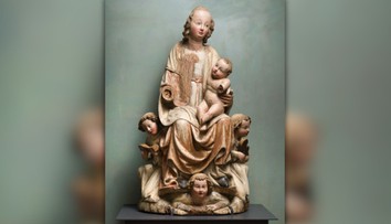 Muž na povale objavil zvláštnu sošku. Vykľul sa z nej 650-ročný poklad