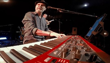 HEX vydali novú skladbu. Znie v nej ešte Ďuďov hlas