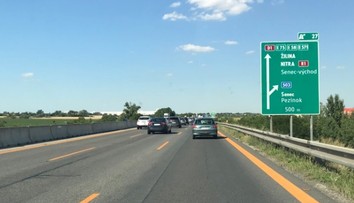 Zo soboty na nedeľu uzatvoria na sedem hodín diaľnicu D1 pri Trenčíne