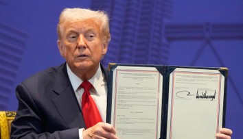 Lídri Kambodže a Thajska podpísali dohodu o prímerí. Svedkom bol aj Donald Trump