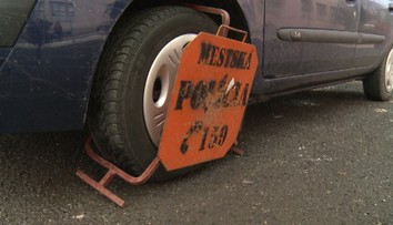 Žene zo Šale nasadili "papuču". Tá prejavila nefalšovanú radosť