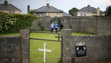 Pri bývalom katolíckom sirotinci objavili masový hrob detí