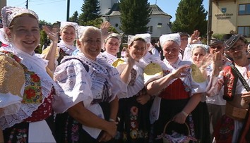 Folklórne srdcia zaplesali. Unikátny festival vo Východnej píše svoj 70. ročník