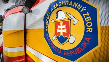 Hasičský zásah v škole na Záhorí. Urýchlene evakuovali 140 ľudí