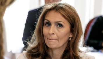 Po kauze chlapca s nádorom na mozgu padla prvá hlava: Ministerka odvolávala