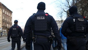 Po streľbe na škole hlásia jedného mŕtveho a osem zranených. Krvavé jatky má na svedomí 15-ročný chlapec