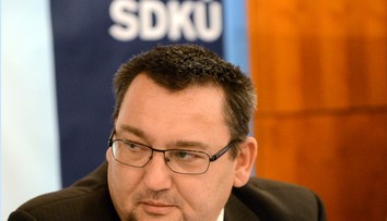 SDKÚ-DS chce s podvedenými členmi #Siete vytvoriť alternatívu vláde