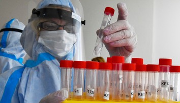 Tehotné ženy by mali byť na pozore: Lekári majú dôkaz, že sa koronavírus prenáša z matky na plod