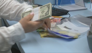 Klesajúca hodnota dolára zlacňuje dovolenky v obľúbených destináciách Slovákov