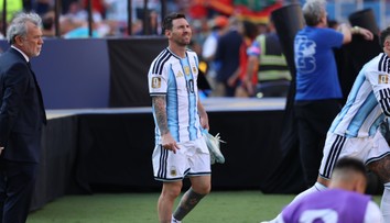 Lionel Messi robil maximum pre úspech. Za jedno gesto však od expertov schytal kritiku