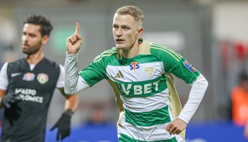 Slovenský súboj v poľskej Ekstraklase. Bobček dvoma gólmi umlčal Gašparíkov Gornik a kraľuje strelcom