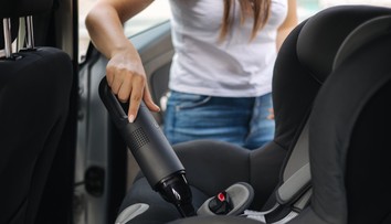 Ročný chlapec ako jediný prežil víkendovú tragickú nehodu. Život mu zachránila autosedačka, takto je to správne