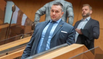 Bývalého šéfa SIS Michala Aláča už zbavili mlčanlivosti