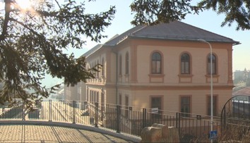 Obľúbená stredná škola v slovenskom meste skončí. Rozhodnutie sklamalo učiteľov aj študentov
