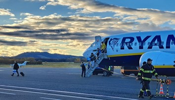 Lietadlo smerujúce do Viedne muselo pristáť v Brne. Dôvodom má byť rušenie GPS signálu Rusmi