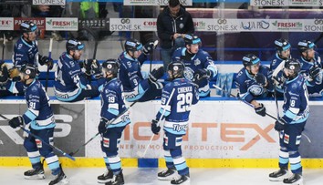 Nitra splnila úlohu favorita a upevnila si post lídra. Slovan viedol o tri góly, napokon ťahal za kratší koniec