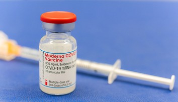 Japonsko pozastavuje aplikáciu dávok vakcín od Moderny