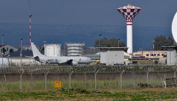 Žiadosť o pristátie sa zamieta. Po Španielsku sa USA otočil chrbtom ďalší spojenec z NATO