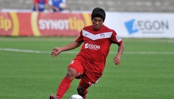 Viackrát odmietol Slovan, takmer si zničil kariéru. Usadil sa na Slovensku, chcel zaň aj hrať (príbeh)