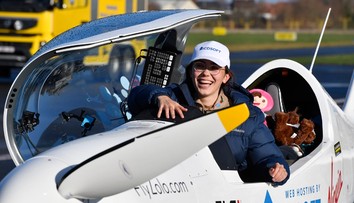 Tínedžerka vytvorila so slovenským lietadlom svetový rekord samostatným obletom zemegule