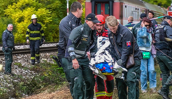 Väčšina už je doma. Po vlakovom nešťastí na juhu Slovenska ostáva hospitalizovaných už len niekoľko zranených