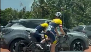 VIDEO: Skrývali sa za autom ako zlodeji. Fanúšik nachytal dvoch pretekárov pri podvode