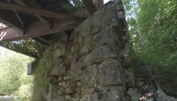 Je zázrak, že ešte stojí. V Ružomberku chcú zachrániť most, ktorý je dlhé roky v katastrofálnom stave