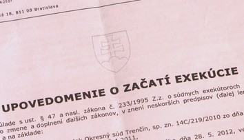 Vláda chce meniť pravidlá exekúcie. Zadĺženým Slovákom ostane viac v peňaženke