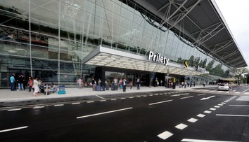 Na slovenských letiskách nahlásili bomby, pyrotechnici nič nenašli