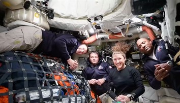 Astronautov vo vesmíre budili pesničky. NASA zverejnila ich playlist