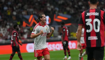 Európska liga: Šláger zvládla lepšie Benfica. AC miláno s prvou prehrou pod vedením Amorima